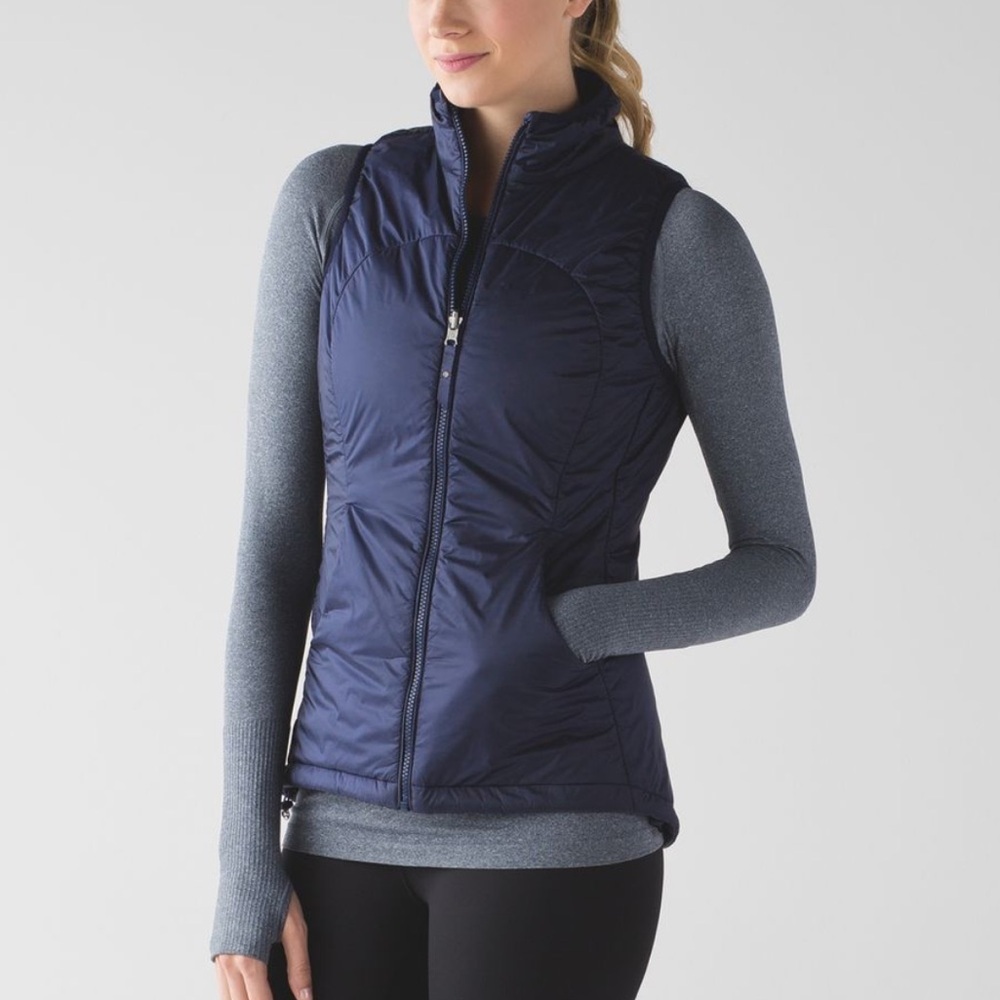 Lululemon Layer Up Vest Deep Indigo Greyvy Size 8